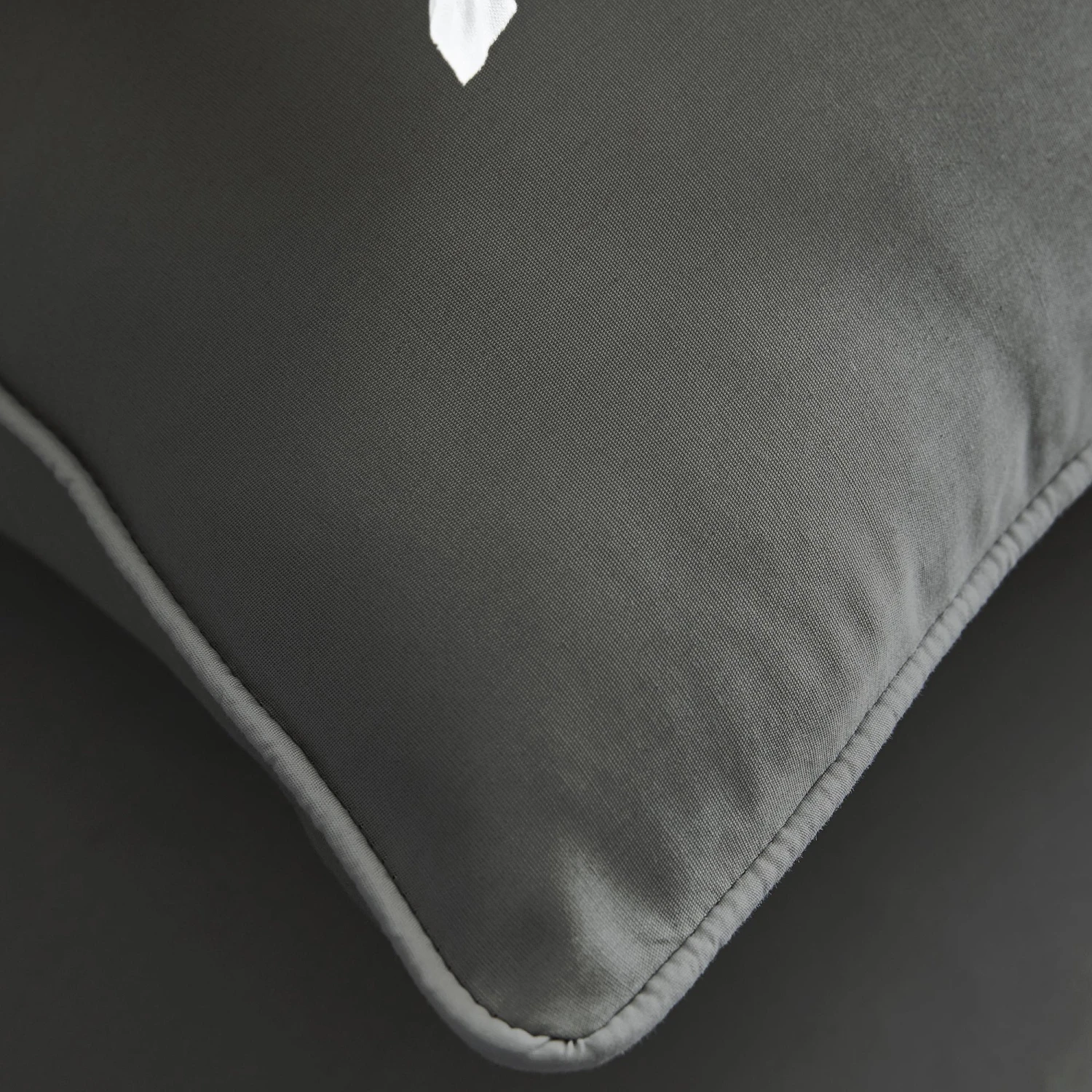 Appletree Boutique 200 Piped Duvet Cover Set - Slate 5 Appletree Boutique 200 Piped Duvet Cover Set - Slate - Image 5