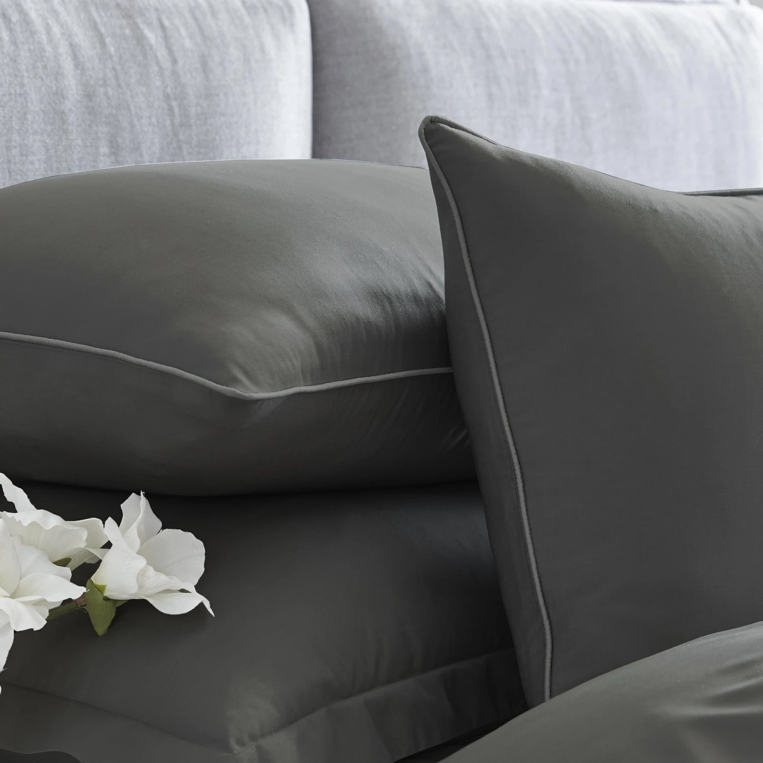 Appletree Boutique 200 Piped Duvet Cover Set - Slate 4 Appletree Boutique 200 Piped Duvet Cover Set - Slate - Image 4