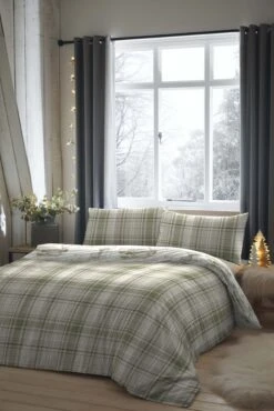 Dreams & Drapes Lodge Broxburn Check Duvet Cover Set-Green