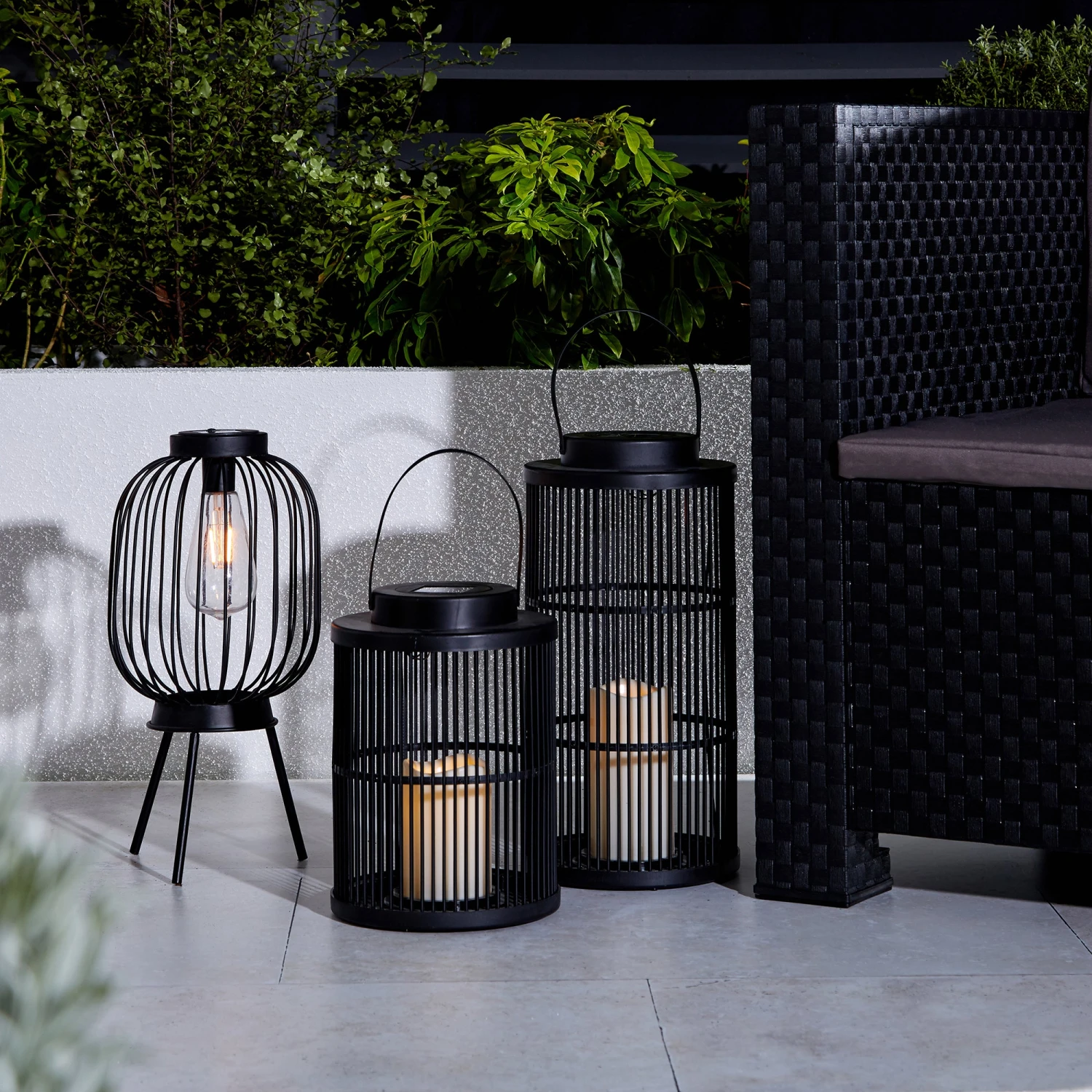 Outmore Black Oval Bulb Cage Lantern On Legs 2 Outmore Black Oval Bulb Cage Lantern On Legs - Image 2