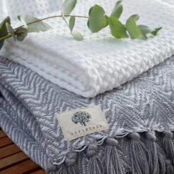 Appletree Loft Westport Waffle Duvet Cover Set - White -Home Furnishings Store Westport Waffle Duvet White 4