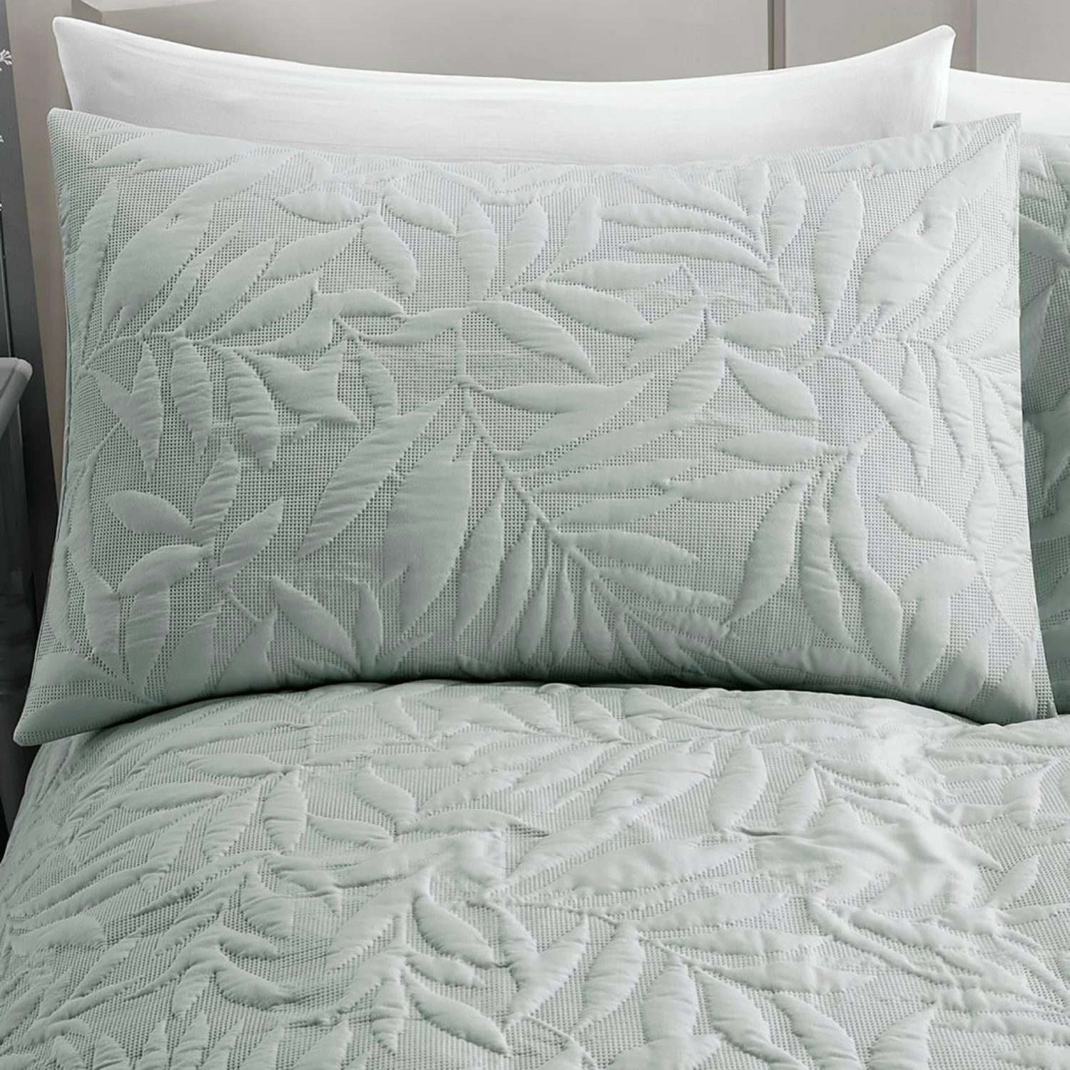Serene Luana Duvet Cover Set - Green 5 Serene Luana Duvet Cover Set - Green - Image 5