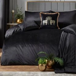 Laurence Llewelyn-Bowen Montrose Bedding Duvet Cover Set - Black